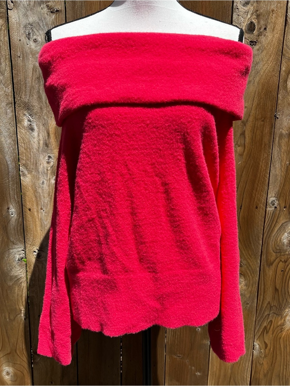 Flat White Brand New Off-Shoulder Pink/Red Women's Sweater Accepting Offers!